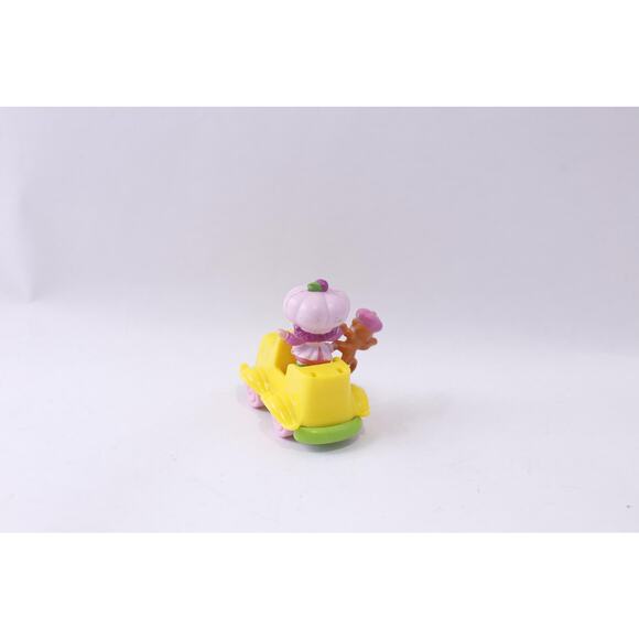 Strawberry Shortcake, Raspberry Tart and Rhubarb riding in a car, Deluxe Mini - Picture 2 of 3